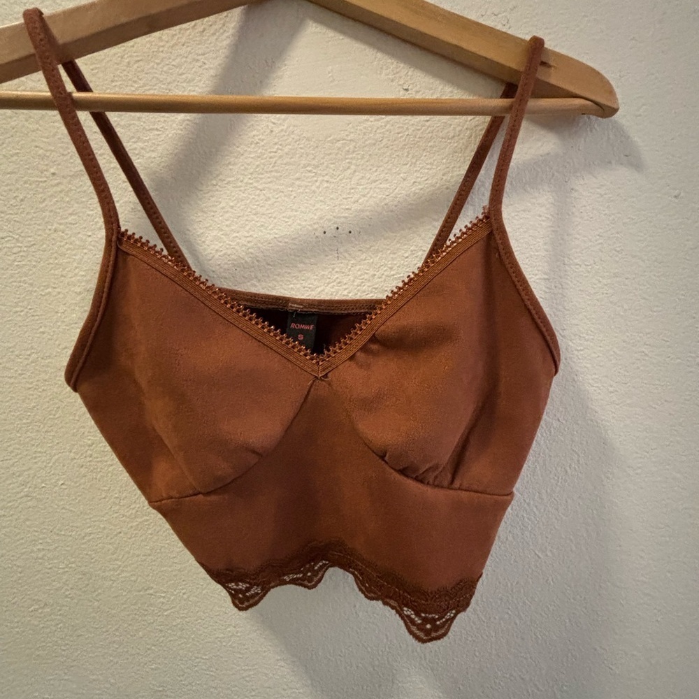 2 for 1 bundle crop tanks - Picture 2 of 5